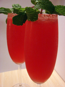 plum royale by michael dietsch @ flickr.com plum royale by michael dietsch @ flickr.com