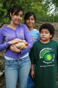 Janet & Mimo with Mabel the hen
